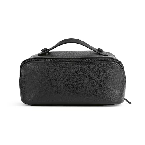 Macao Toiletry Bag