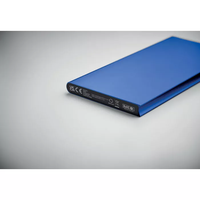 POWERFLAT8C-8000-mAh-powerbank-akkumulator-kozepkek__660206