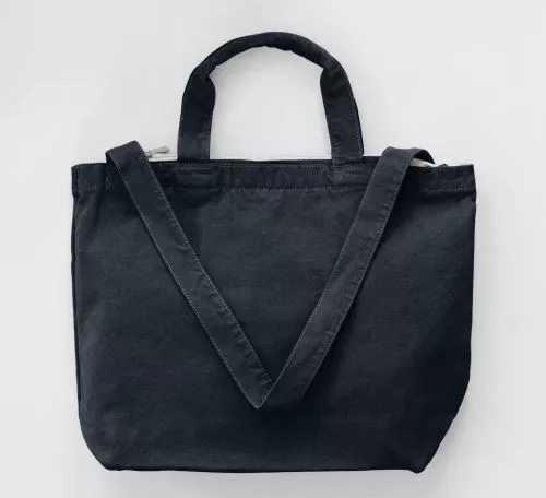 Zipped Canvas Shopper