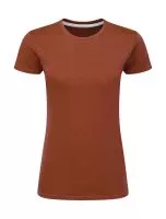 Signature Tagless Tee Women Picante